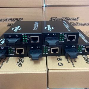Bộ chuyển đổi quang điện 2 sợi 10/100M Upcom MC101